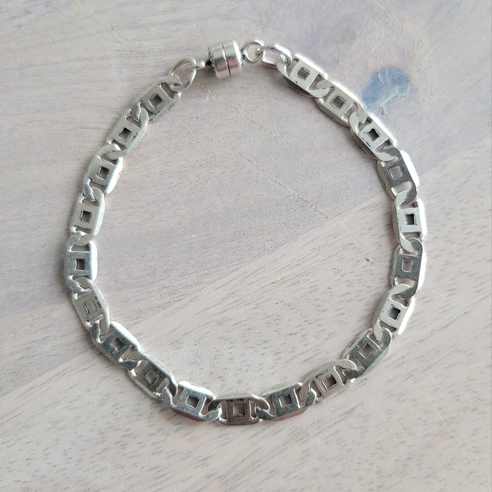 Vintage Sixty Six Magnetic Bracelet